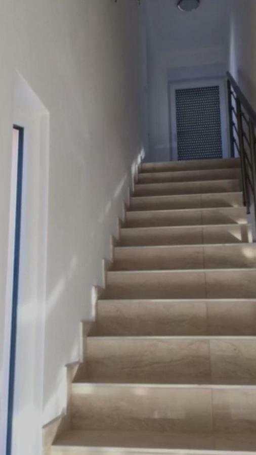 Villa Duga - Familie Il - I Vanovic Lamarra Urlaub Auf Vir Bagian luar foto
